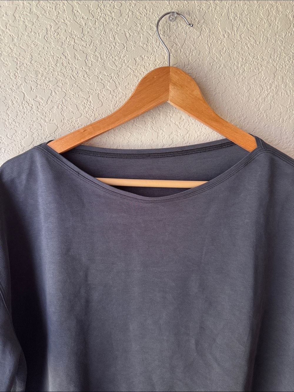 Lululemon Back in Action Top - Picture 7 of 7